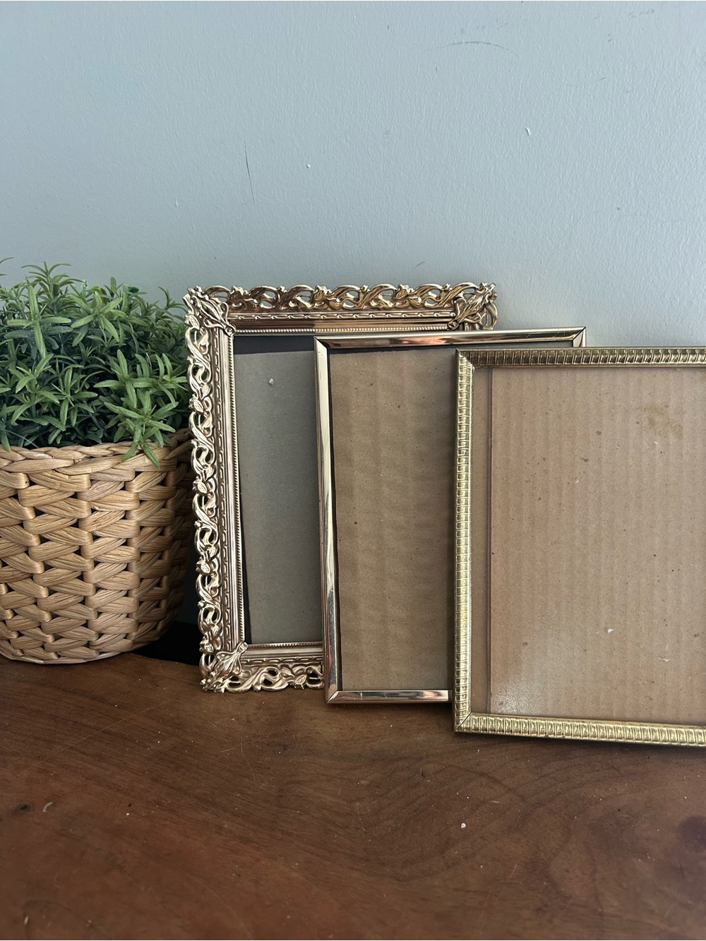 Gold coloured Metal Picture Frames Set of 3 4x6